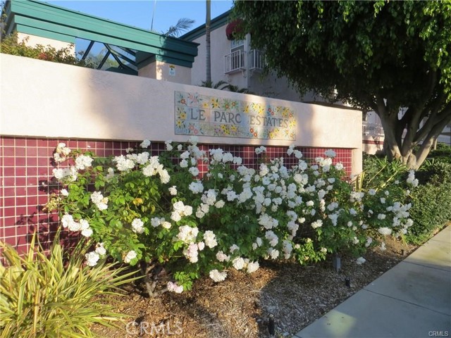 24520 Park Street, Torrance, California 90505, 2 Bedrooms Bedrooms, ,2 BathroomsBathrooms,Residential Lease,Sold,Park,SB22243121