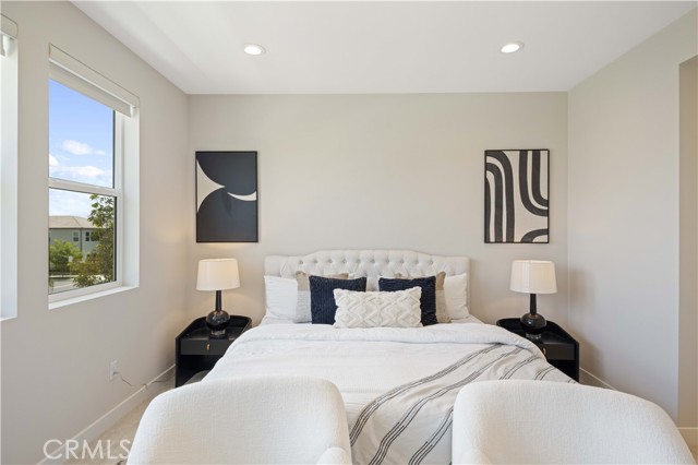 Detail Gallery Image 32 of 47 For 190 Tivoli Ln, Lake Forest,  CA 92630 - 4 Beds | 3/1 Baths