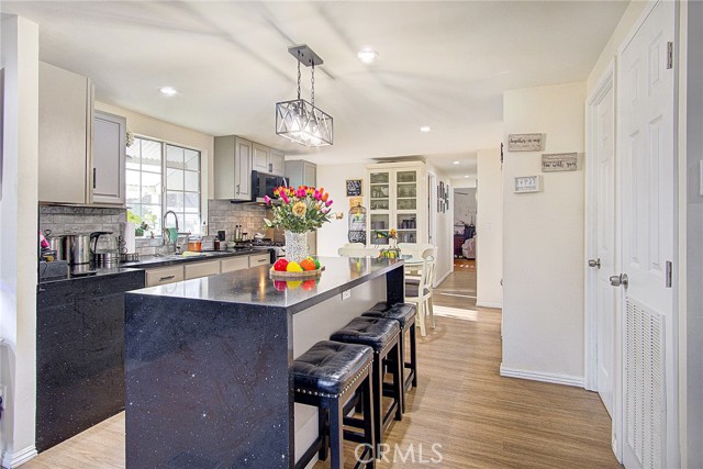 19127 PIONEER Boulevard, Artesia CA: https://media.crmls.org/medias/5f5550e3-e392-42f6-b67b-5a6245302e50.jpg