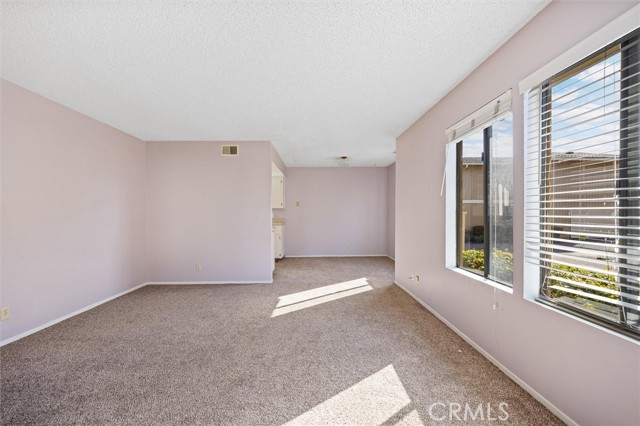 Detail Gallery Image 2 of 25 For 1624 Longbranch Ave, Grover Beach,  CA 93433 - 3 Beds | 2 Baths