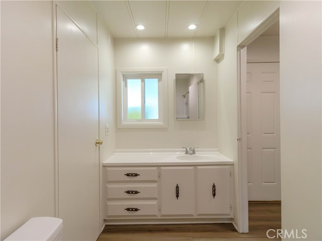 Detail Gallery Image 11 of 25 For 1439 Ridgemont, Corona,  CA 92882 - 2 Beds | 2 Baths