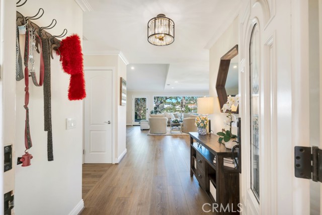 Detail Gallery Image 9 of 50 For 11431 Porter Valley, Porter Ranch,  CA 91326 - 3 Beds | 2 Baths