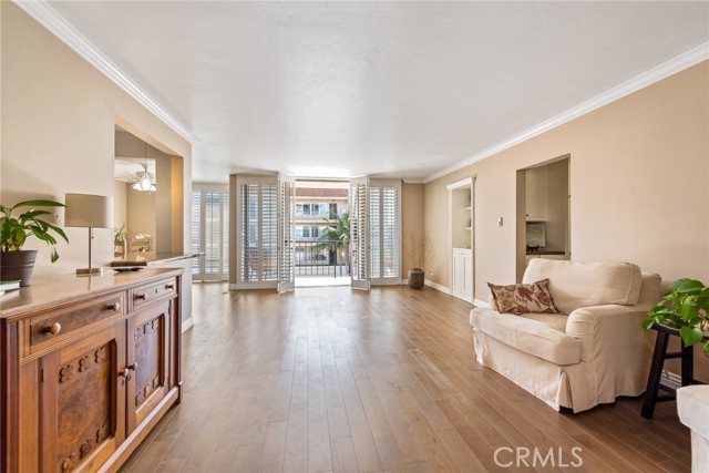 Detail Gallery Image 6 of 33 For 2772 2a E 2nd St #A2,  Long Beach,  CA 90803 - 2 Beds | 2 Baths