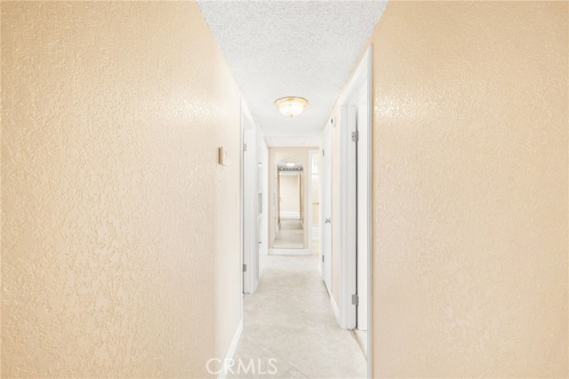 6051 Santa Barbara Avenue, Garden Grove CA: https://media.crmls.org/medias/5f58d6ba-4742-495c-901d-c881421bf07e.jpg