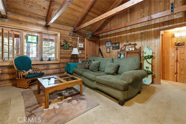 Detail Gallery Image 7 of 16 For 43453 Primrose Dr, Big Bear Lake,  CA 92315 - 2 Beds | 1 Baths