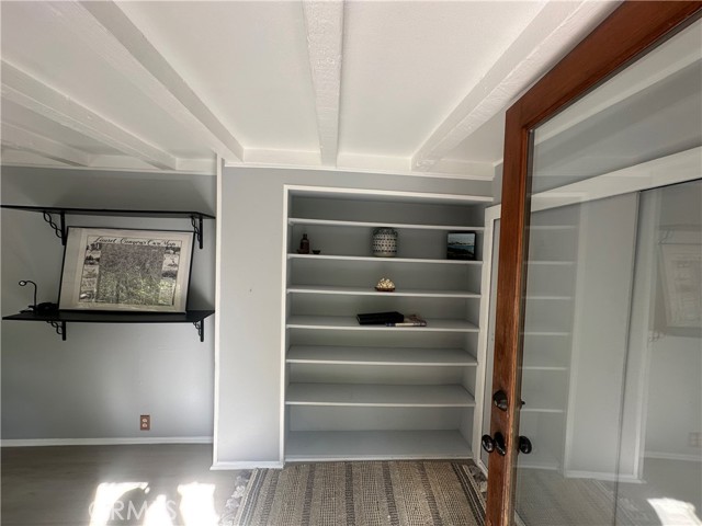 Detail Gallery Image 7 of 18 For 8601 Wonderland Ave #1,  Los Angeles,  CA 90046 - 1 Beds | 1 Baths