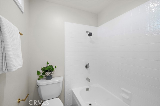 16 Bluejay, Irvine CA: https://media.crmls.org/medias/5f59c0b3-4218-4762-8f0a-a5c765e6e17b.jpg
