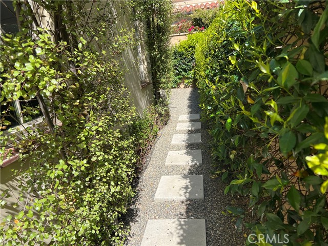 202 Via Galicia, San Clemente CA: https://media.crmls.org/medias/5f5acec3-9e67-4905-91e3-d4dd96a6e961.jpg