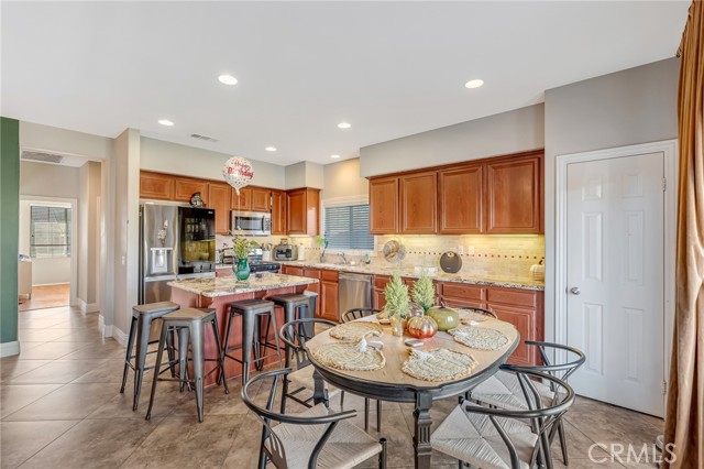 Detail Gallery Image 17 of 37 For 12936 Presidio, Victorville,  CA 92394 - 3 Beds | 2 Baths