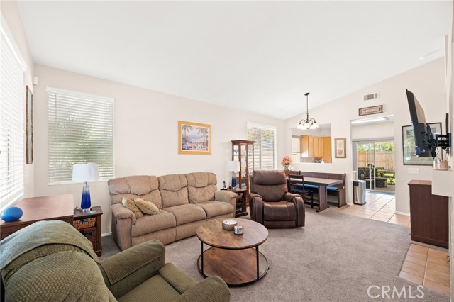 24795 Shady Pine Court, Murrieta CA: https://media.crmls.org/medias/5f5b9323-bc3e-4767-87a3-d885fc3d1d80.jpg