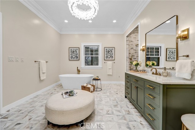 1215 Wentworth, Pasadena CA: https://media.crmls.org/medias/5f5ba768-f37c-47bf-8415-93bc5130944b.jpg