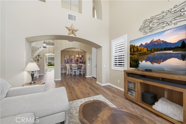 Detail Gallery Image 8 of 54 For 23825 Hayes, Murrieta,  CA 92562 - 5 Beds | 3 Baths