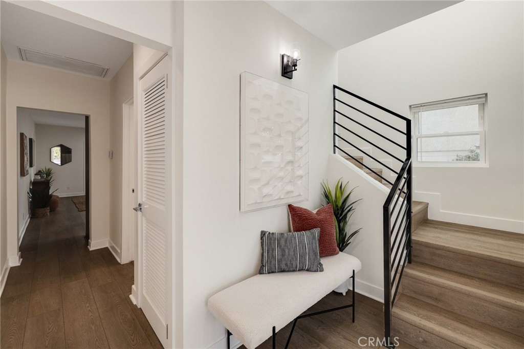 MLS #SB25248421 image #11