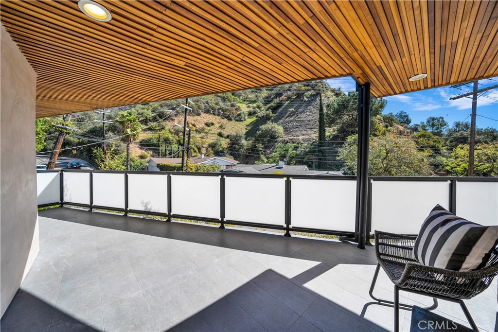 47. 2743 Laurel Canyon Boulevard Los Angeles, CA 90046