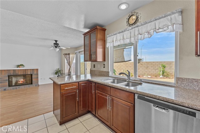 Detail Gallery Image 16 of 62 For 27539 Avenida Interno, Menifee,  CA 92585 - 5 Beds | 3 Baths