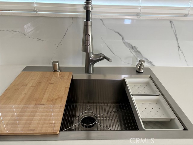 Detail Gallery Image 7 of 7 For 2028 S. Chapel Avenue Unit C, Alhambra,  CA 91801 - 1 Beds | 1 Baths