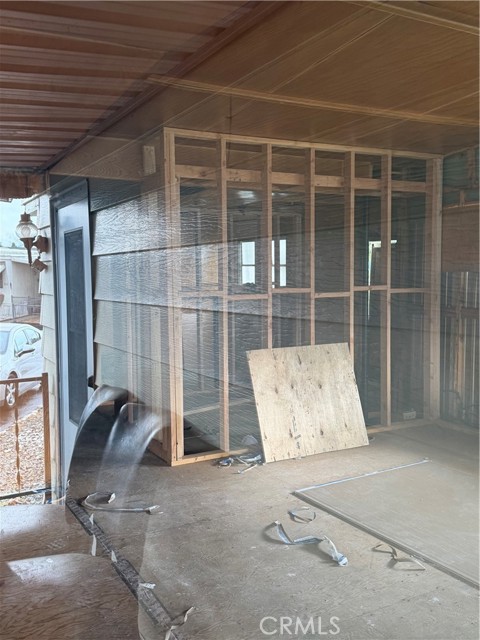 Detail Gallery Image 3 of 22 For 301 E Foothill #6,  Pomona,  CA 91767 - 2 Beds | 1 Baths