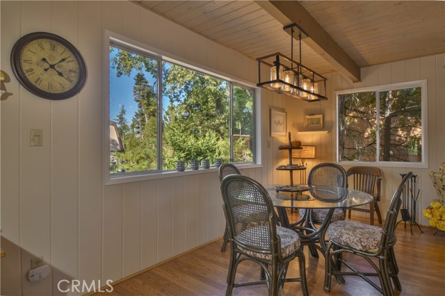 Detail Gallery Image 17 of 39 For 316 Annandale Dr, Lake Arrowhead,  CA 92352 - 4 Beds | 2 Baths