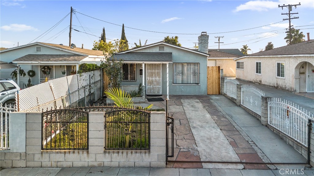 5F621D8A 1D21 4F7B Aabd D0B938274Cd7 932 W Spruce Street, Compton, Ca 90220 &Lt;Span Style='BackgroundColor:transparent;Padding:0Px;'&Gt; &Lt;Small&Gt; &Lt;I&Gt; &Lt;/I&Gt; &Lt;/Small&Gt;&Lt;/Span&Gt;