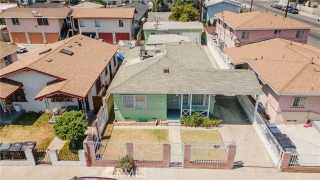 1257 E 76th Place, Los Angeles CA: https://media.crmls.org/medias/5f62a828-b17c-4f2e-9b30-87a2407d6dd8.jpg