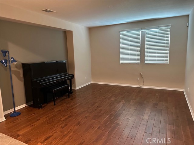 Detail Gallery Image 8 of 13 For 11743 Randolph Ct, Loma Linda,  CA 92354 - 4 Beds | 3 Baths