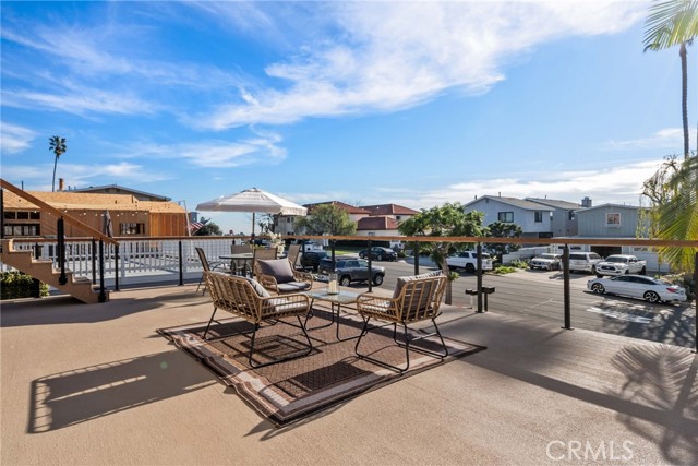 Detail Gallery Image 3 of 39 For 34402 via San Juan #B,  Dana Point,  CA 92624 - 2 Beds | 2 Baths