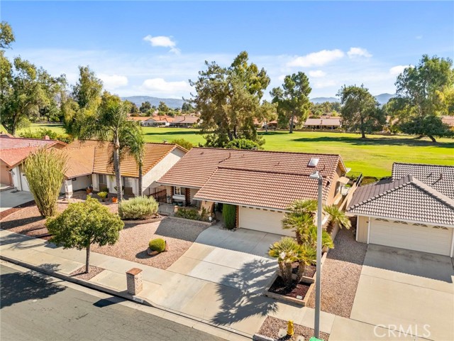 Detail Gallery Image 32 of 39 For 2059 Silver Oaks Way, Hemet,  CA 92545 - 2 Beds | 2 Baths
