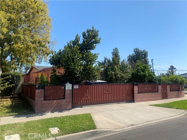 802 Rama Dr., La Puente CA: https://media.crmls.org/medias/5f650ca9-b5d3-41eb-a083-16186f0967d5.jpg