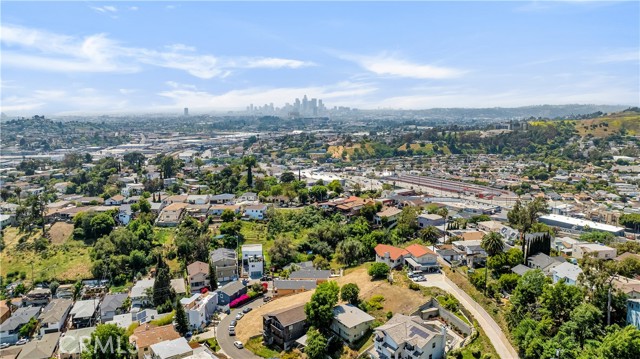 Detail Gallery Image 8 of 11 For 2017 Barnett Way, Los Angeles,  CA 90032 - – Beds | – Baths