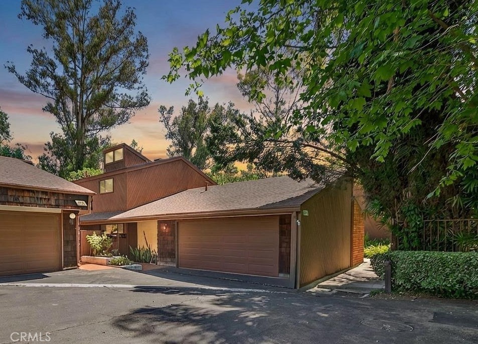 9440 Friendly Woods