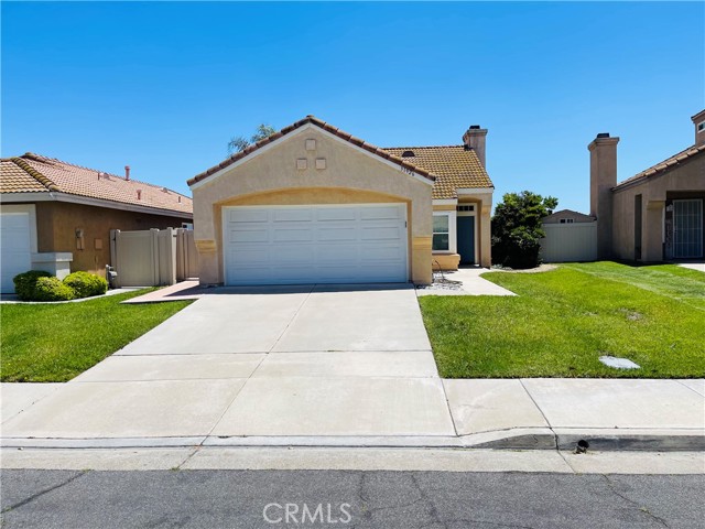 Detail Gallery Image 2 of 38 For 31926 Calle Novelda, Temecula,  CA 92592 - 3 Beds | 2 Baths