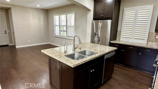 Detail Gallery Image 7 of 18 For 150 Firefly, Irvine,  CA 92618 - 3 Beds | 2/1 Baths