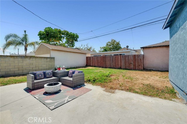 3322 Sandwood Street, Lakewood CA: https://media.crmls.org/medias/5f676132-91de-400a-a40a-69a72880001b.jpg