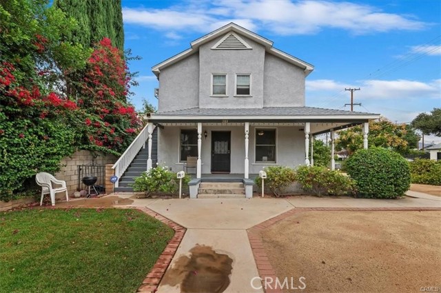 Detail Gallery Image 2 of 33 For 323 E Colton, Redlands,  CA 92374 - 3 Beds | 2 Baths