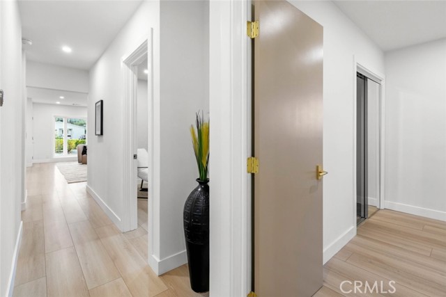 Detail Gallery Image 39 of 72 For 8633 Le Berthon St, Sunland,  CA 91040 - 5 Beds | 3 Baths