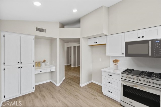 Detail Gallery Image 7 of 26 For 645 E Champlain Dr #132,  Fresno,  CA 93730 - 2 Beds | 2 Baths