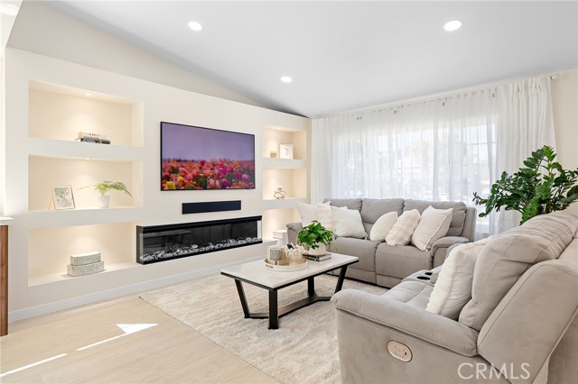 Detail Gallery Image 9 of 45 For 624 Great Bend Dr, Diamond Bar,  CA 91765 - 4 Beds | 2 Baths