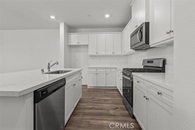 4281 S Hermosa Paseo, Ontario CA: https://media.crmls.org/medias/5f69713c-d34b-4e37-a2d8-4be5082d88c1.jpg