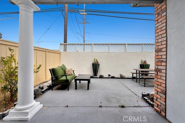 Detail Gallery Image 19 of 20 For 502 S Maria Ave, Redondo Beach,  CA 90277 - 3 Beds | 2/1 Baths