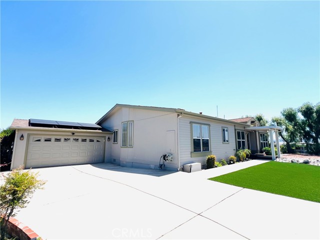 38445 Via Taffia, Murrieta CA: https://media.crmls.org/medias/5f6b59d4-8458-4c28-af8d-345623ac0eb9.jpg