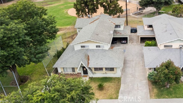 1109 S Spruce Street, Montebello CA: https://media.crmls.org/medias/5f6bf920-49c5-49b7-8ba9-d525be3281be.jpg