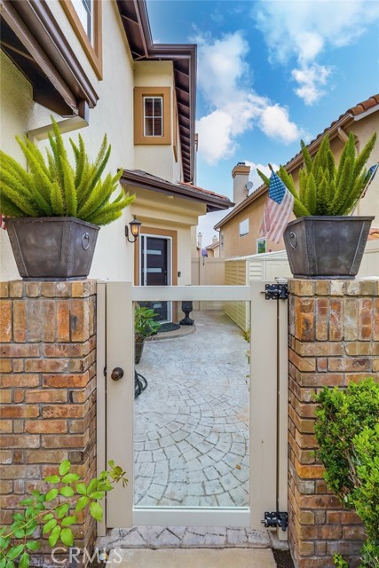 1129 Capitol Drive, San Pedro CA: https://media.crmls.org/medias/5f6c71f5-c1f8-4398-a80c-51fac7ebbdde.jpg