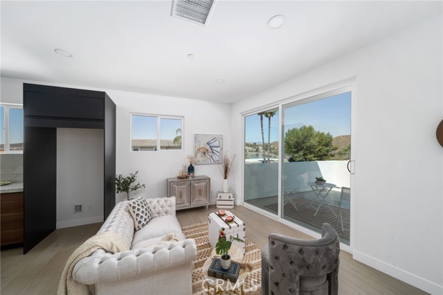 Detail Gallery Image 14 of 66 For 28830 Vacation Dr, Canyon Lake,  CA 92587 - 4 Beds | 4 Baths