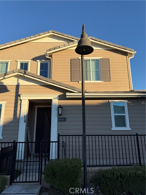 Front Image Thumbnail for CRIV26005590