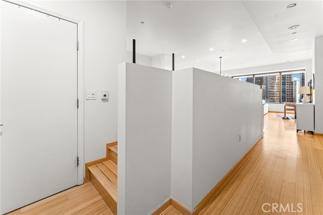 Detail Gallery Image 10 of 37 For 1100 Wilshire Bld #2608,  Los Angeles,  CA 90017 - 1 Beds | 1 Baths