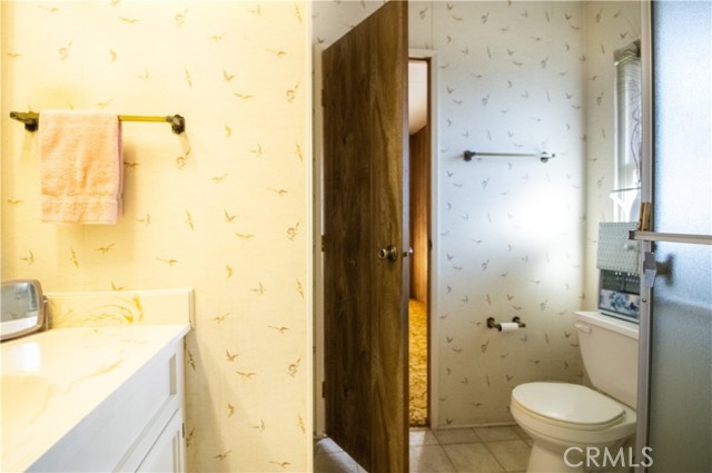 Detail Gallery Image 16 of 26 For 1387 Bishop, Hemet,  CA 92545 - 2 Beds | 2 Baths