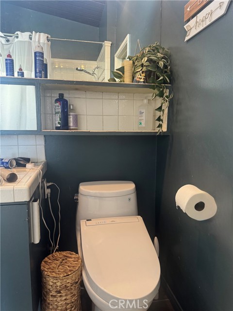 Detail Gallery Image 16 of 47 For 11551 Decente, Studio City,  CA 91604 - 2 Beds | 2 Baths