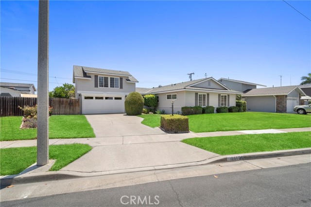 16660 Spruce Circle, Fountain Valley CA: https://media.crmls.org/medias/5f703357-56d1-4a69-bcf9-4c2cb71f4863.jpg