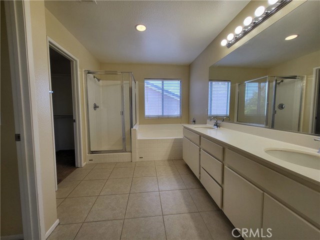 42135 Chestnut Drive, Temecula CA: https://media.crmls.org/medias/5f709bc1-ba42-43c8-ad81-cb2e67c7d36f.jpg
