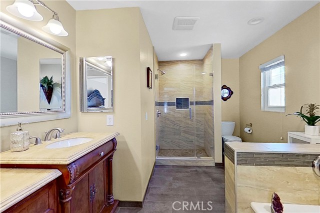 Detail Gallery Image 28 of 49 For 6226 Mammoth Ave, Van Nuys,  CA 91401 - 4 Beds | 3/1 Baths